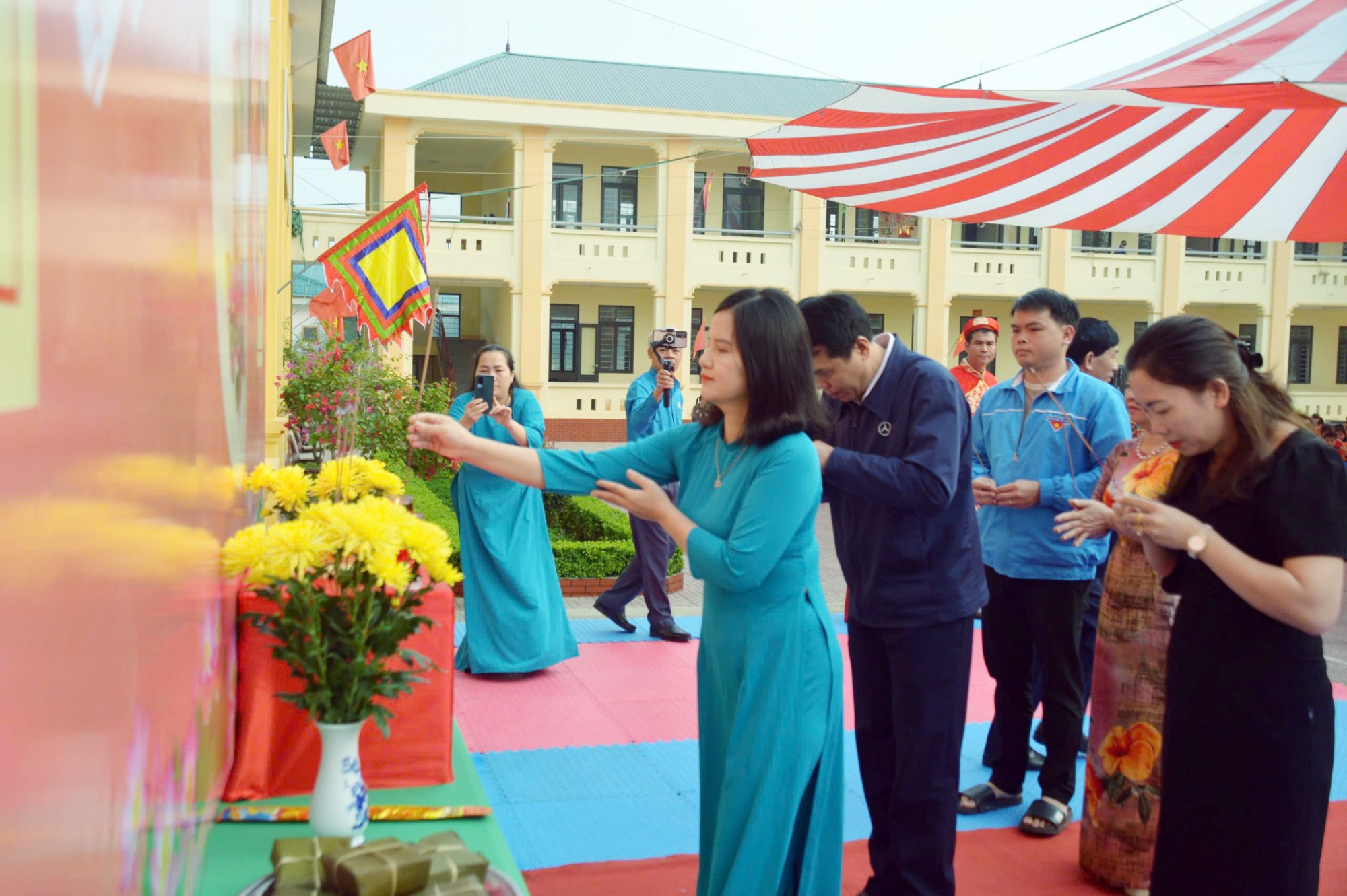 Trường Tiểu học Xuân Thành tổ chức Lễ Giỗ tổ Hùng Vương